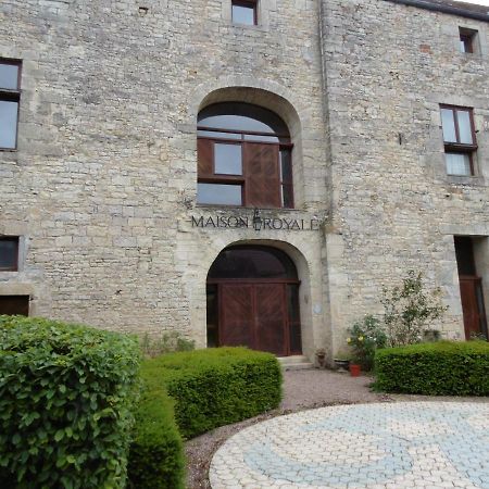La Maison Royale Pesmes Exterior photo